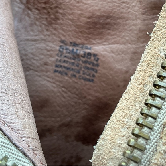 Vince Camuto Booties Double Zipper Women Size 8.5M Tan Suede Upper - Picture 7 of 7